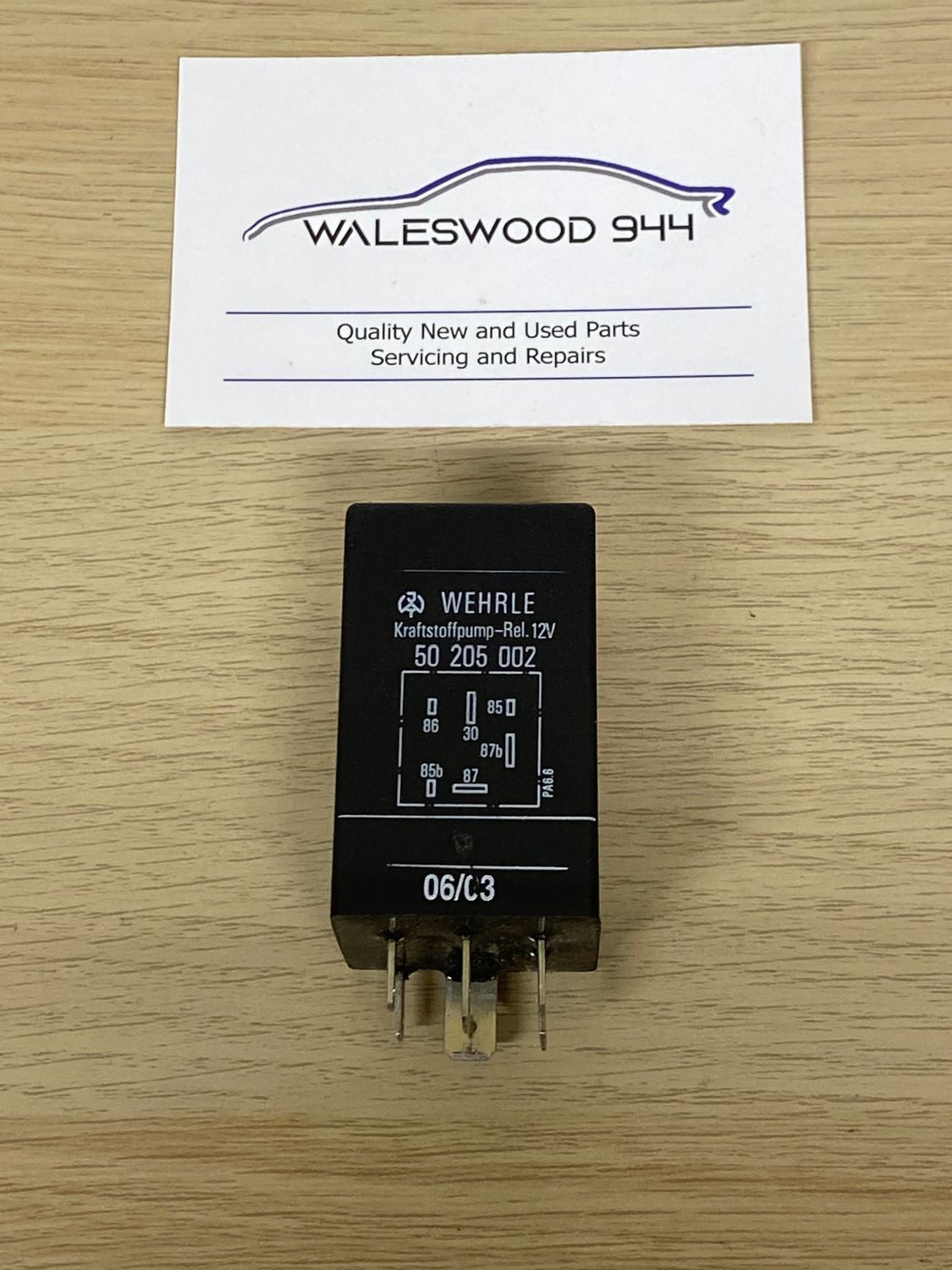 Used Porsche 944 924S DME Relay