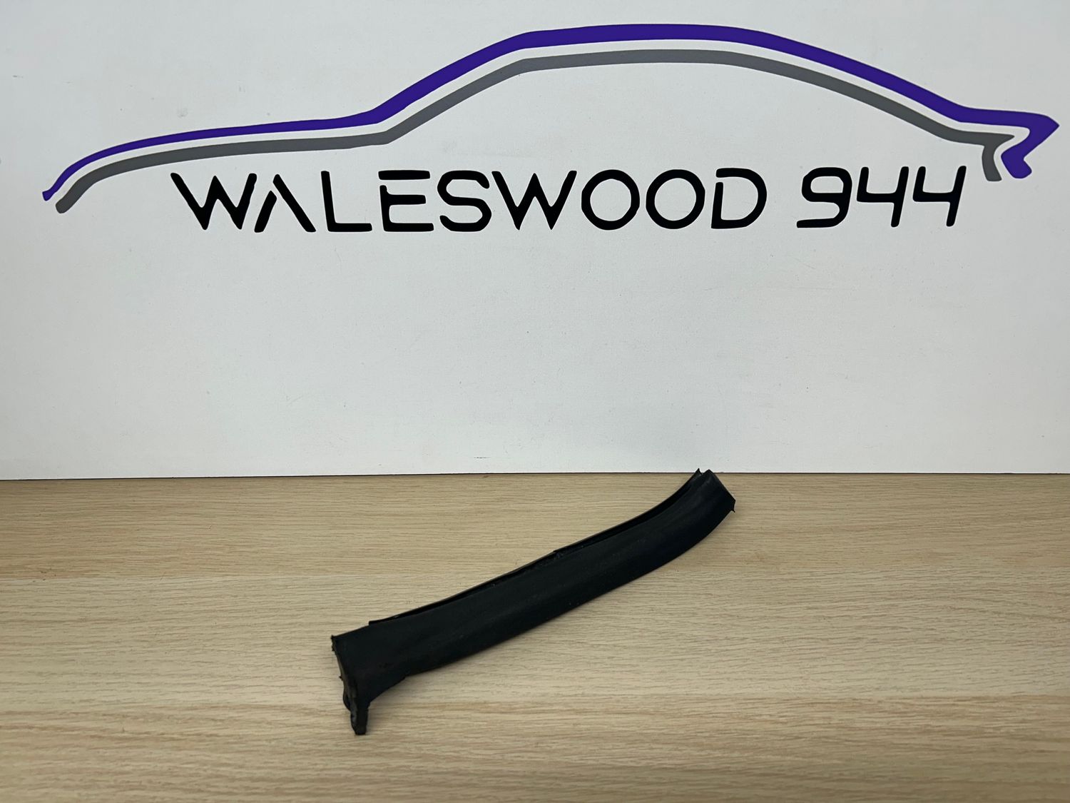 Used Porsche 944 Cabriolet B Pillar Exterior Seal Gasket Trim