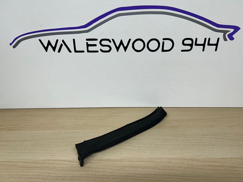 Used Porsche 944 Cabriolet B Pillar Exterior Seal Gasket Trim