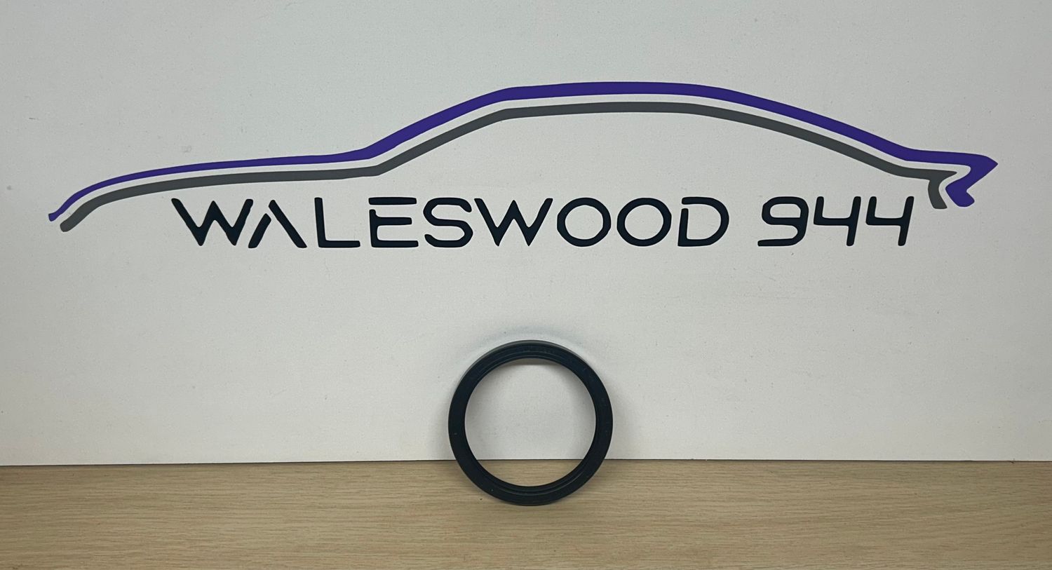 New Porsche 944 924S Rear Crankshaft Seal
