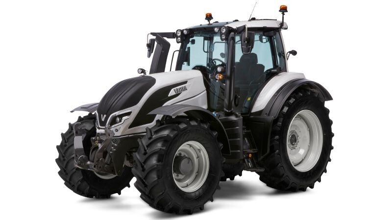 Tracteur pour travaux agricoles et forestiers