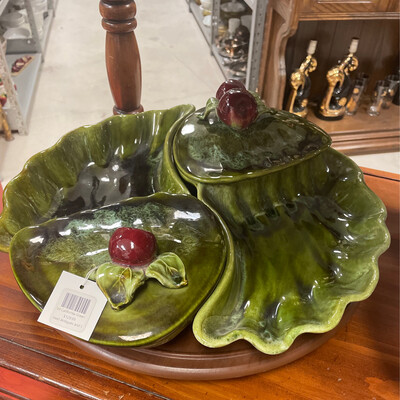 Wade of California Green Lazy Susan with Apples