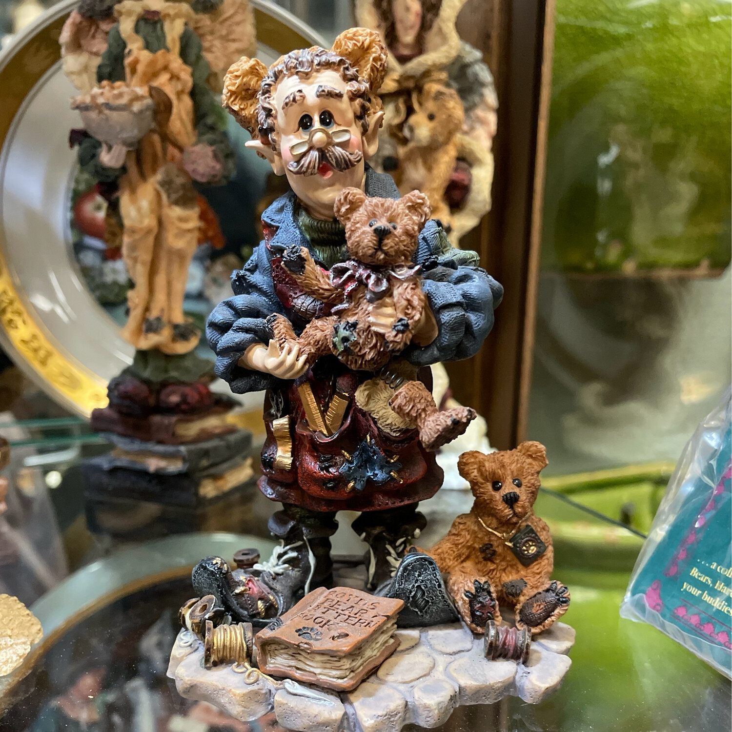 Folkstones by Boyds-Elves-T.H. Bean "The Bearmaker Elf"