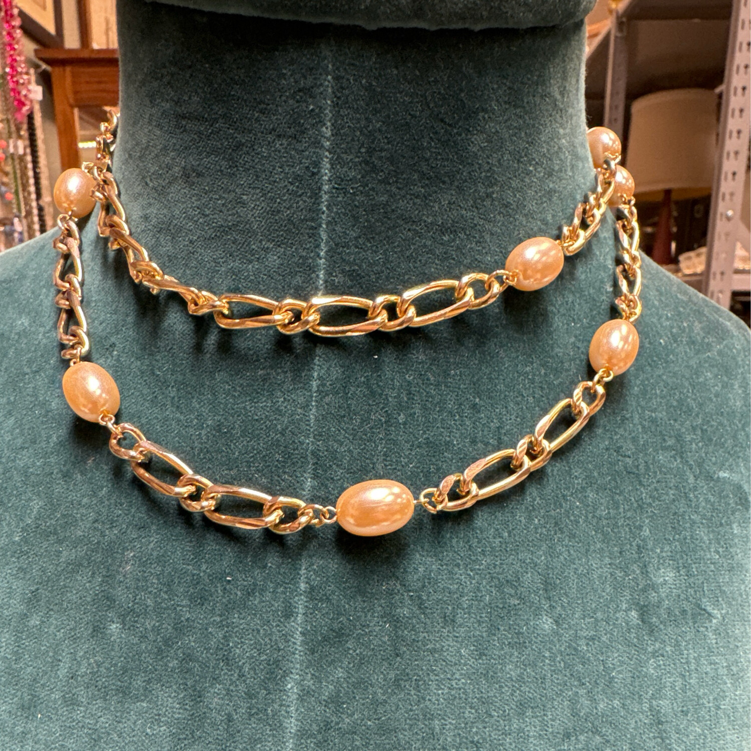 Gold Chain with Oval Pearls - MH