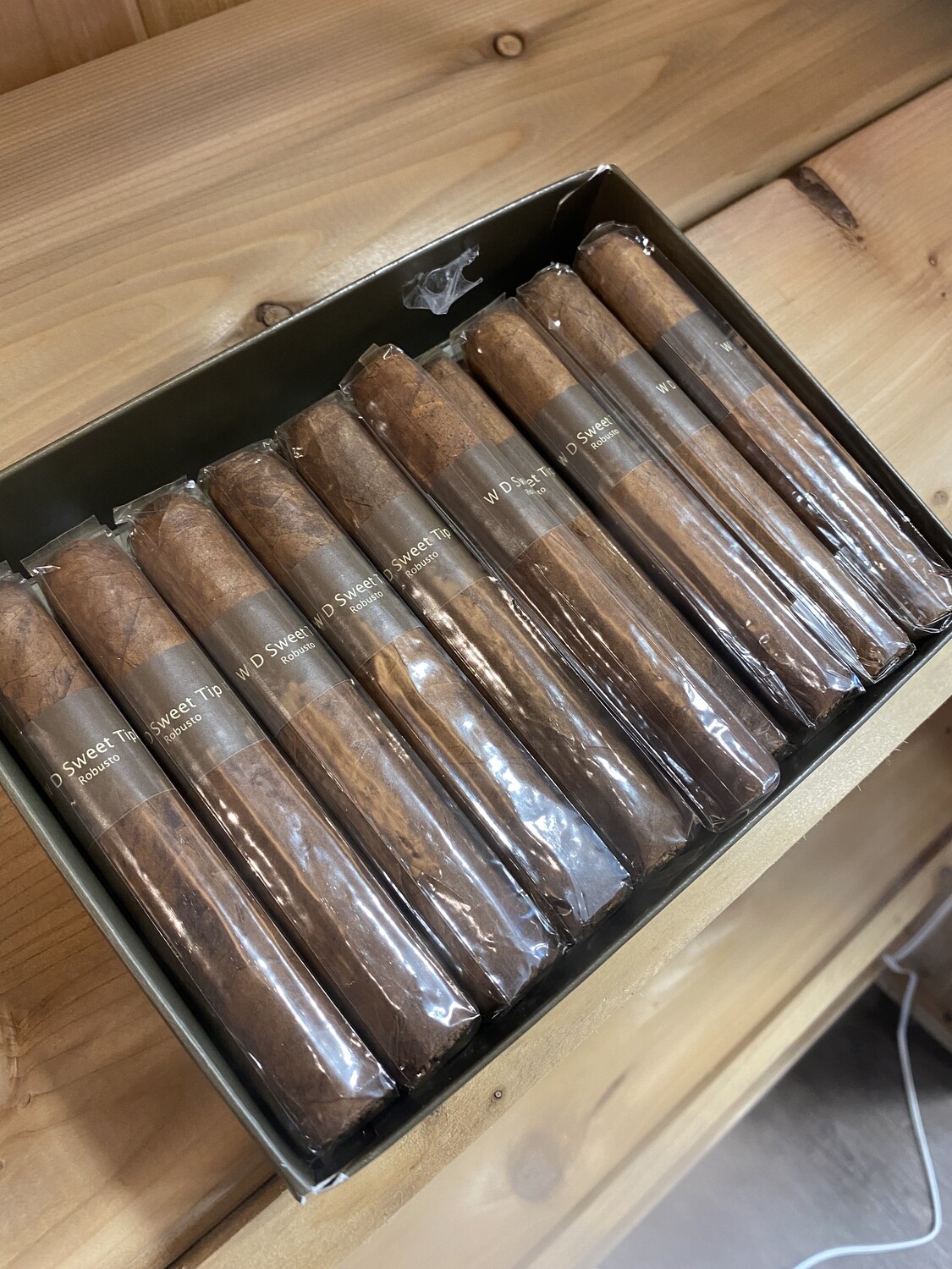 W&amp;D Sweet Tip Robusto