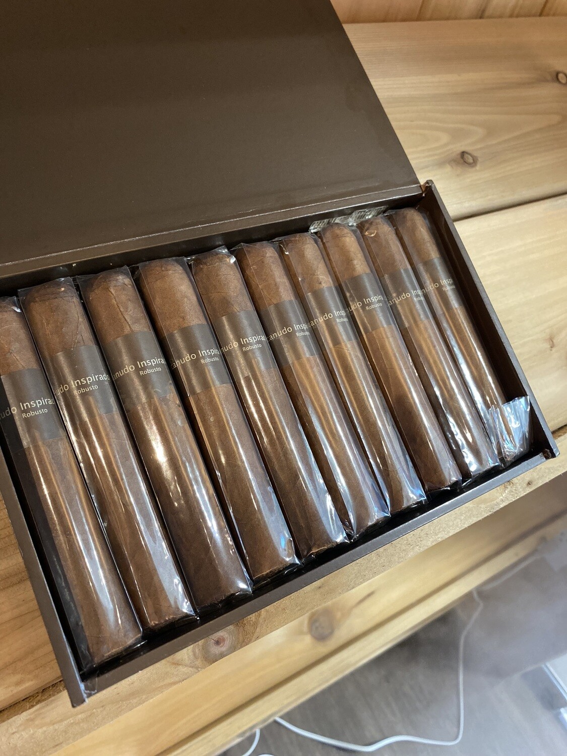 Macanudo Inspirado Brazil Robusto