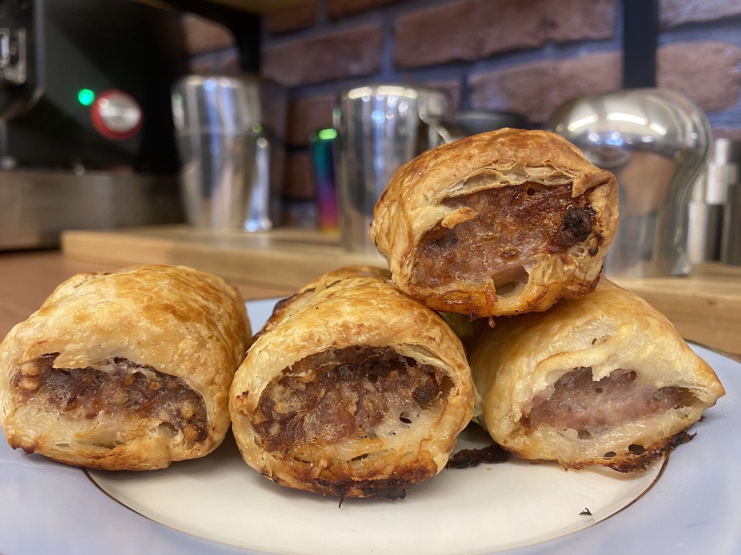 SAUSAGE ROLL ALL TYPES (COOKED) TPP