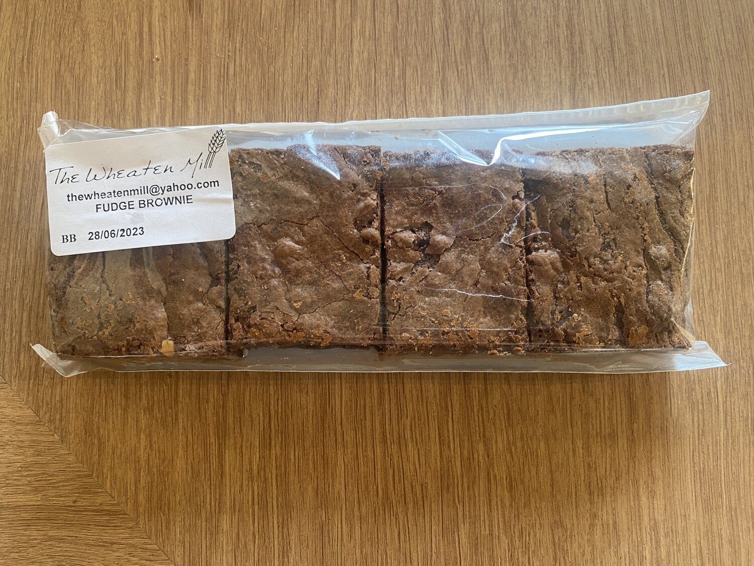 FUDGE BROWNIES (4)