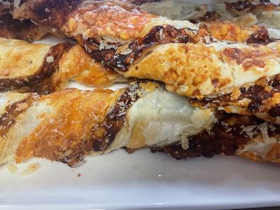 MARMITE CHEESE STRAWS