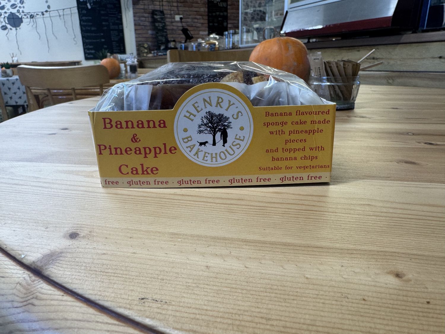 BANANA &amp; PINEAPPLE LOAF CAKE