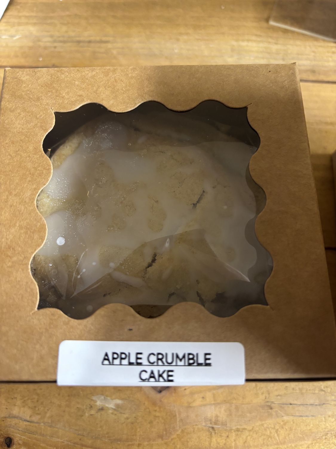 4"Apple Crumble Sharing Cake