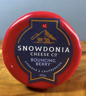BOUNCING BERRY (CHEDDAR &amp; CRANBERRIES )
