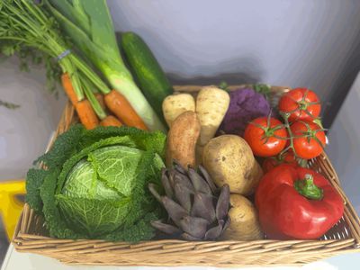 ORGANIC FRUIT &amp; VEG BOXES