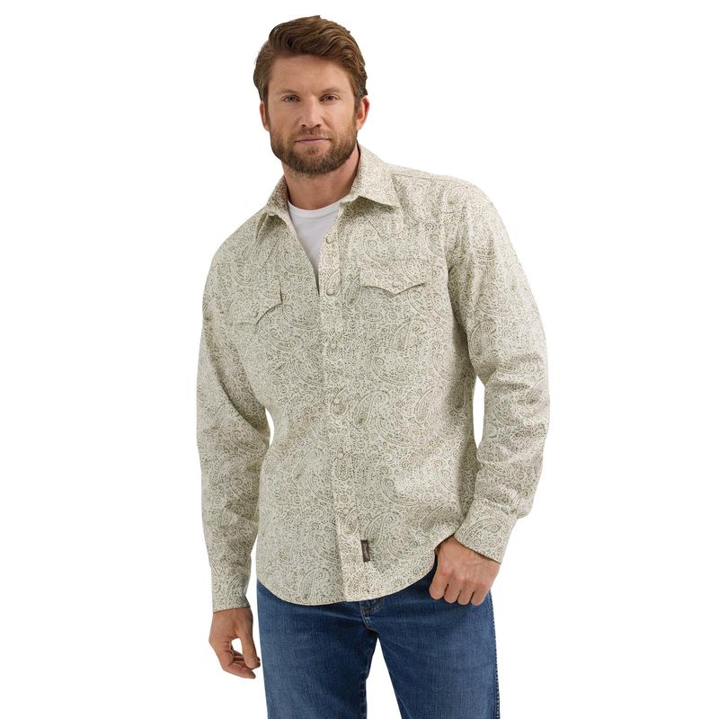Wrangler Retro® Premium Long Sleeve Shirt - Modern Fit - Ecru/Olive
