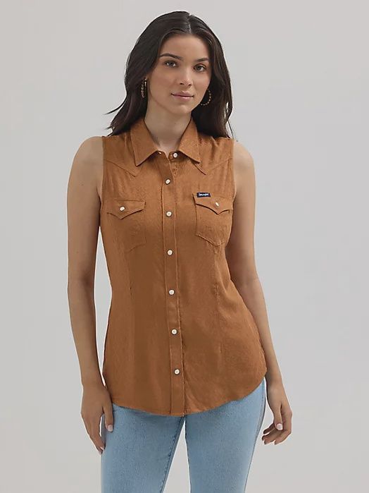 Women&#39;s Wrangler Retro® Textured Slim Western Snap Tank
