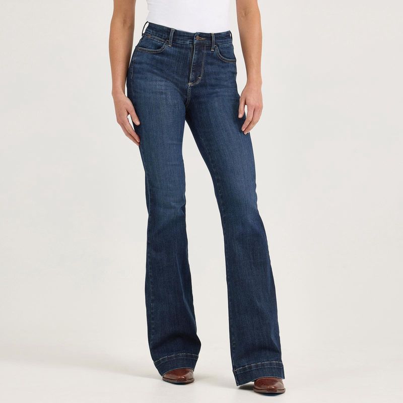 Wrangler® Bespoke Trouser Jean - High Rise - Alexandra
