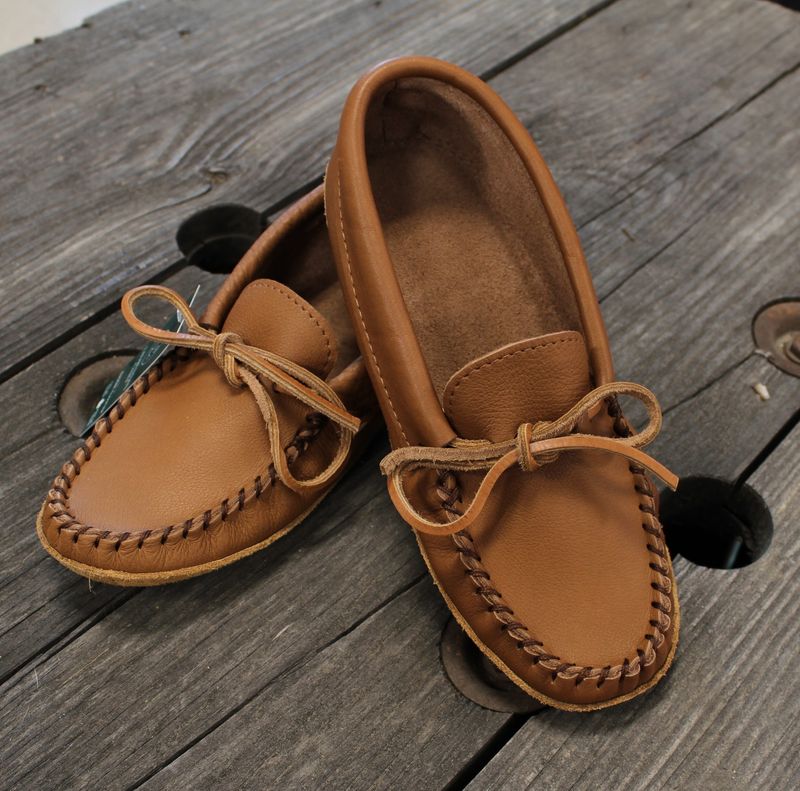 Laurentian Chief Men's Moccasin Slippers- Single Lacing- Shoes -Maple/Tan