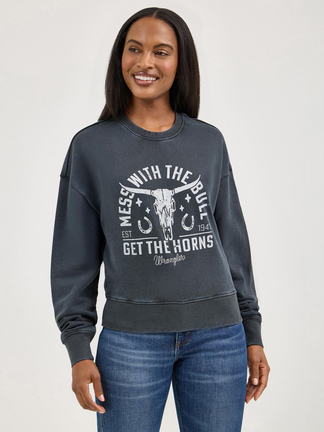 Wrangler Retro® Crew Fleece Cropped - Regular Fit - Jet Black