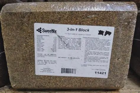 Sweetlix 3-In-1 Pressed Block (For Beef Cattle or Horses)