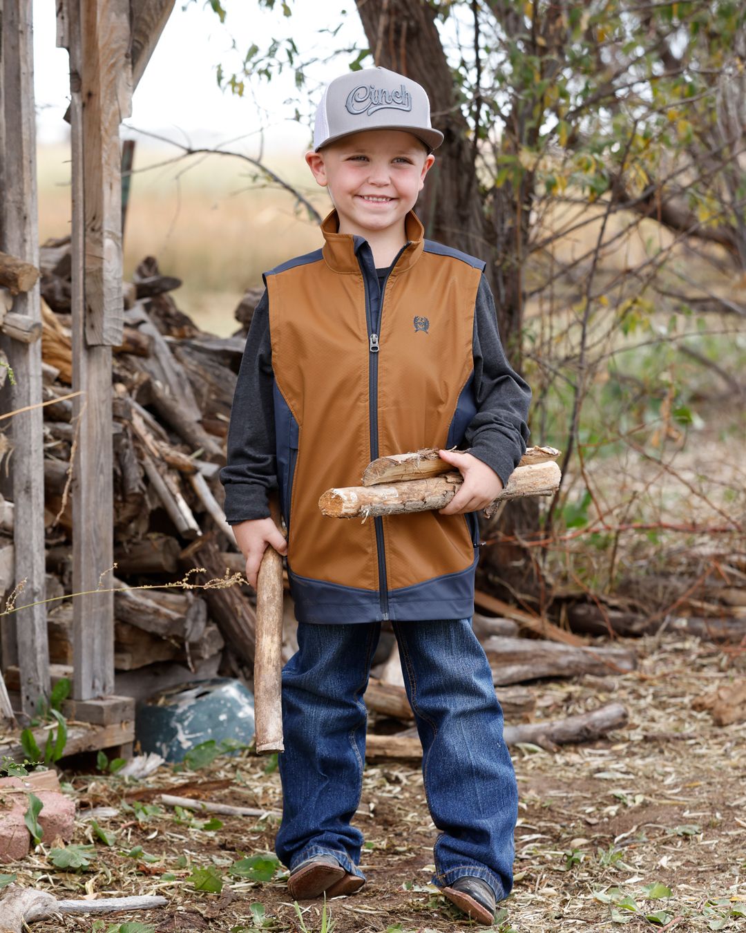 BOYS BONDED VEST OW26 - BRN