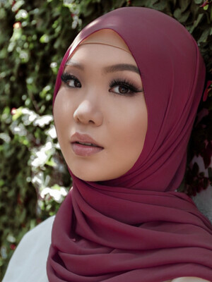 Premium Chiffon Hijab - Sangria