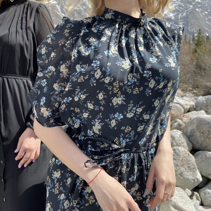 Шифоновое платье-макси "Эльза", темно-синее с цветочным принтом