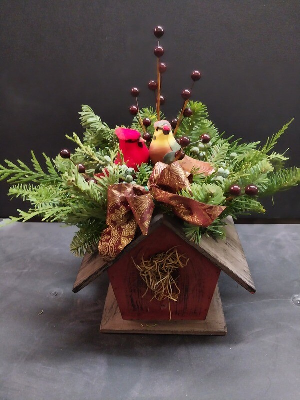 Holiday birdhouse