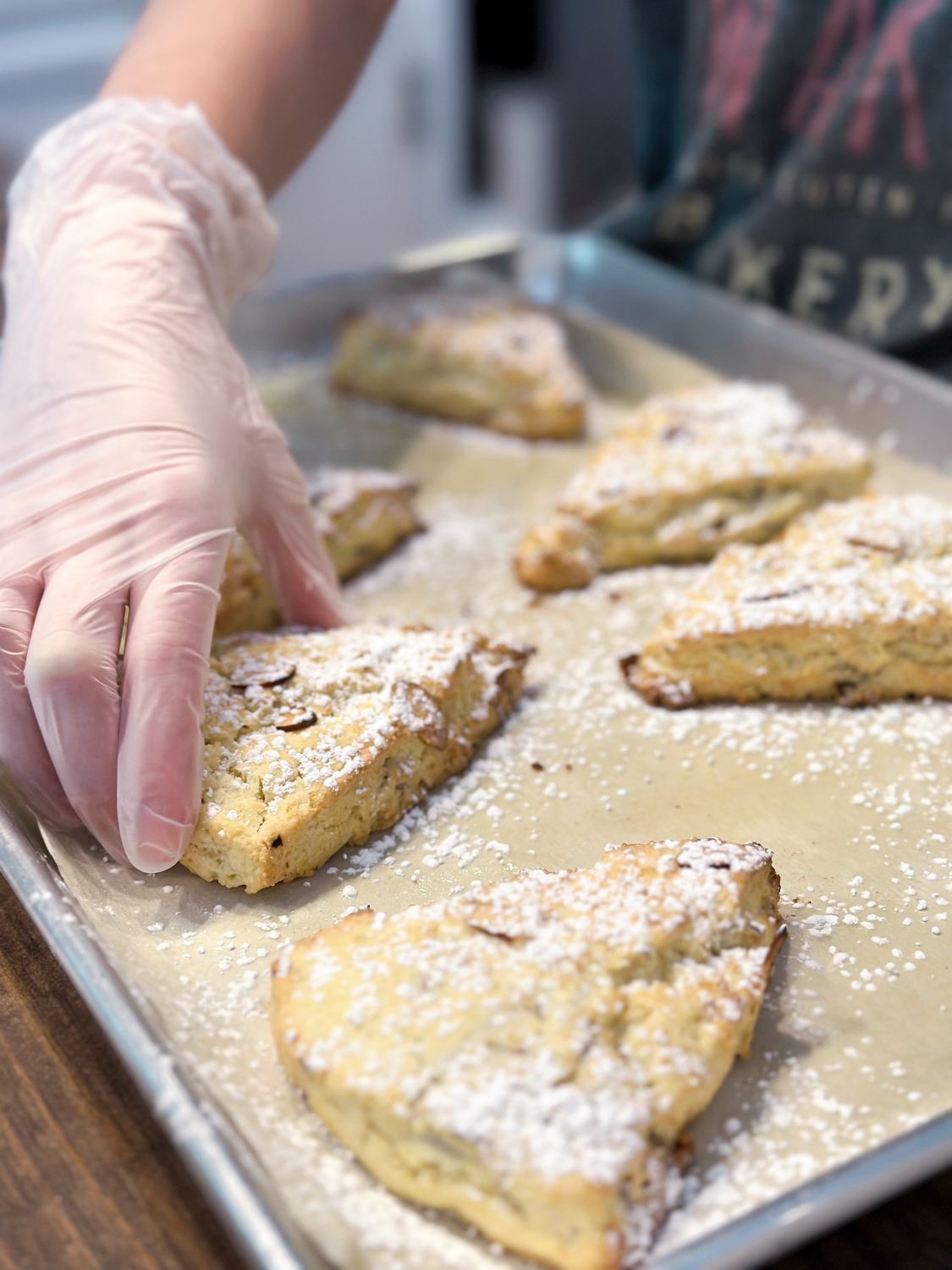 Sweet Almond Scones (6-pack, Vegan)