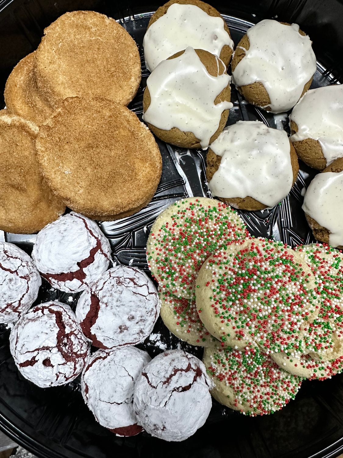 Christmas Cookie Tray (24 Cookies)