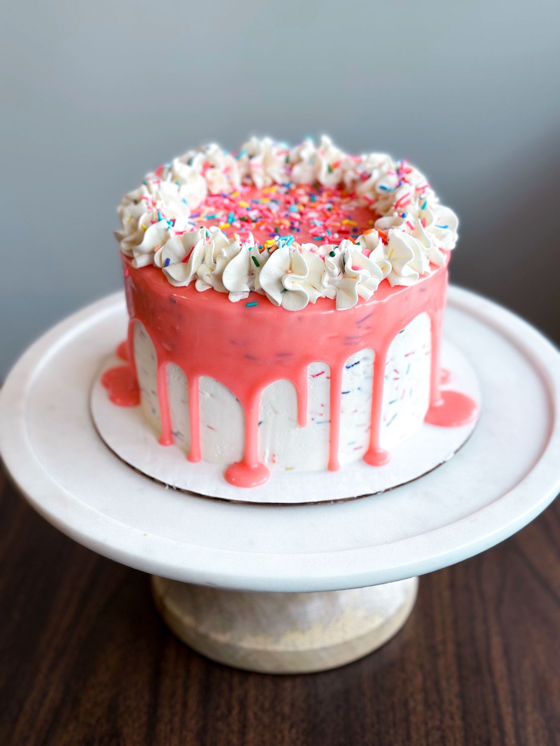 Build a Drip Cake