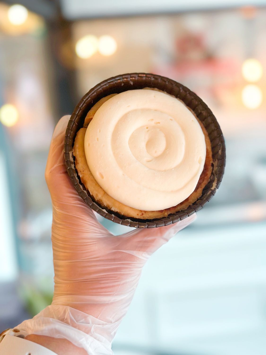 Holiday VEGAN Cinnamon Roll (RAW, frozen)