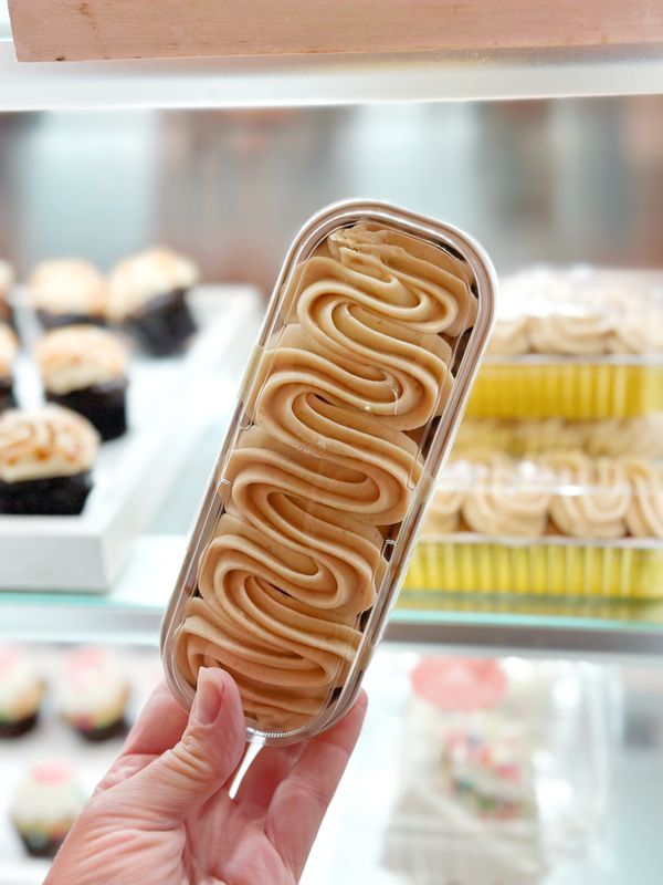 Holiday Chai Brûlée Cake Tin