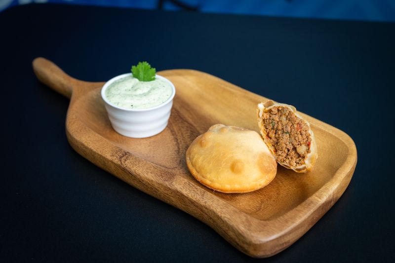 MINI PASTELITOS CARNE MOLIDA 14 UNID PRECOOK