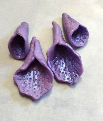 Lavender Calah Lilies Beads (4)