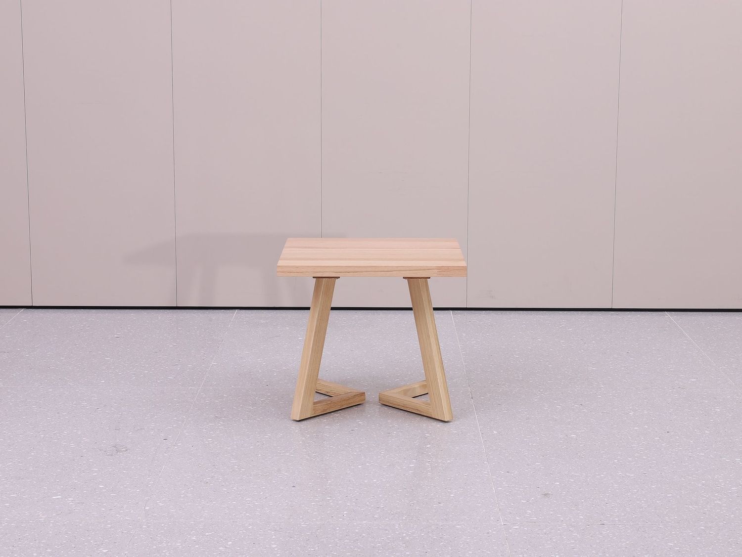 RIVA LAMP TABLE