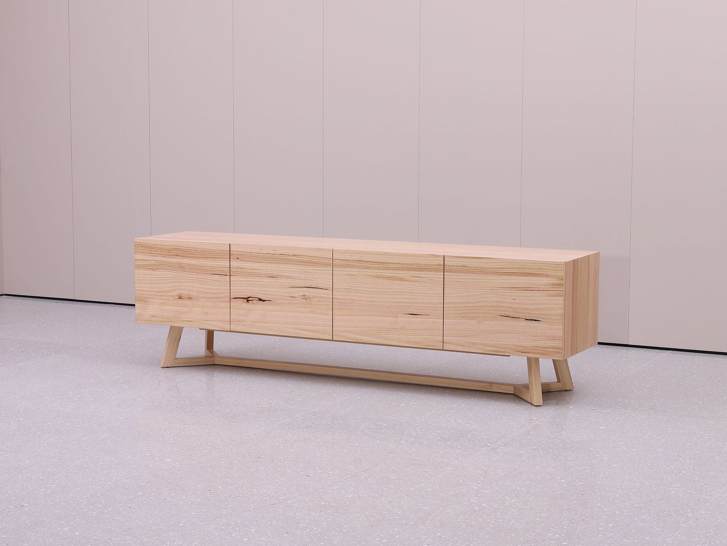 RIVA 2100 TV UNIT