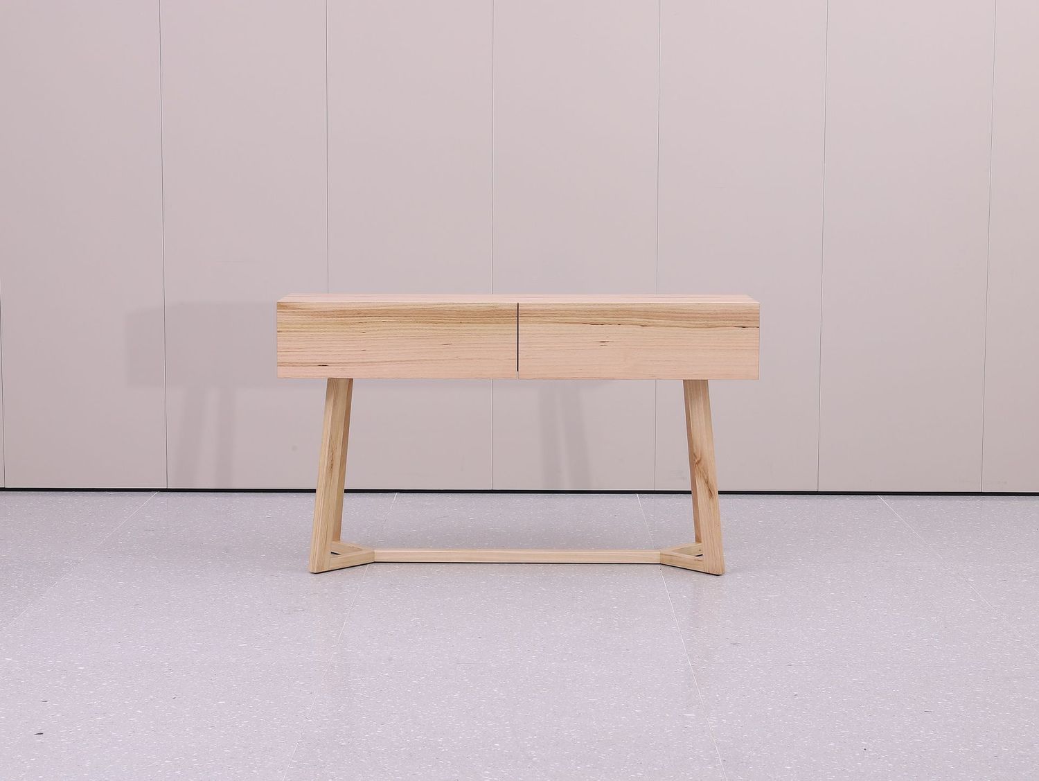 RIVA HALL TABLE