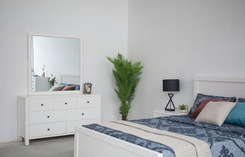 HAVEN DRESSER BASE