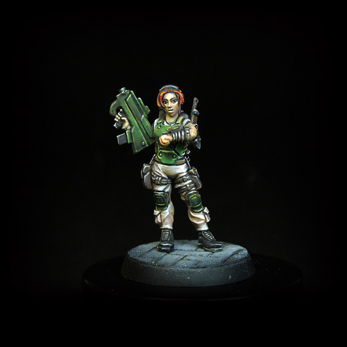 Female Guard (Imperial Soldier) miniature, 28 mm, sci-fi or modern