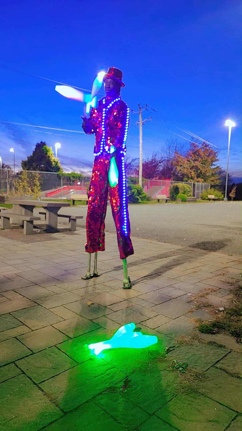 DISCO Funky Échassier Lumineux!