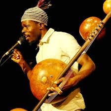 À la Découverte des Instruments d’Afrique avec Essouma Long