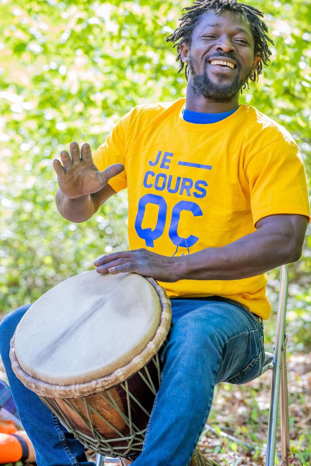 Atelier Djembé : Plongez dans l’univers vibrant du djembé, tambour mythique d’Afrique de l’Ouest !