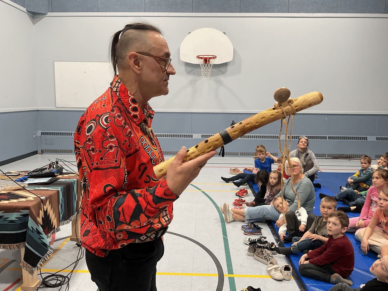 Bien être et vibrations. Le pouvoir du son :  flûtes vibratoires et quartzophone