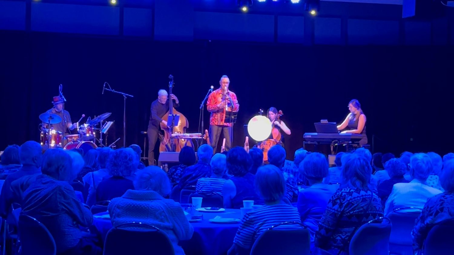 Échos Ancestraux - La Flûte et le Quartzophone au Cœur des Échos Ancestraux