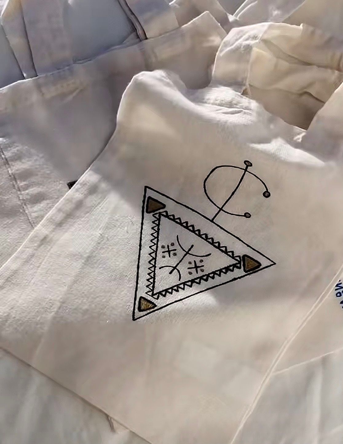 Mon sac berbère — Atelier de dessin sur tissu