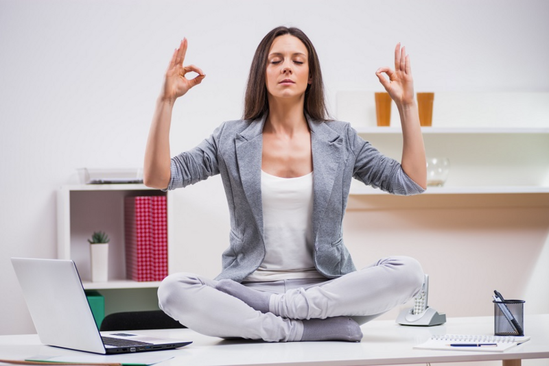 Gestión del stress con auto-shiatsu, auriculterapia y fitoterapia