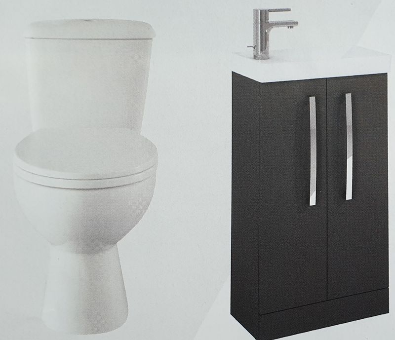 AQUA MATT CARBON CLOAKROOM