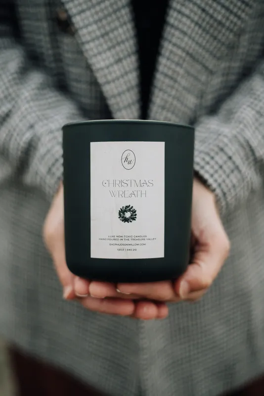 Christmas Wreath Candle- Hudson &amp; Willow