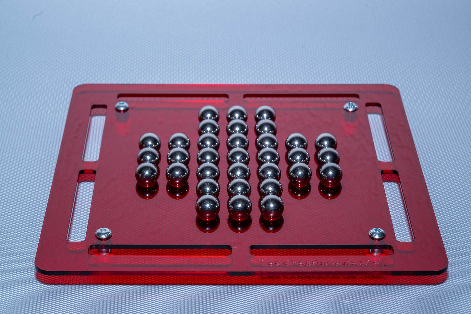 Solitaire Plexiglas rouge, 3 mm