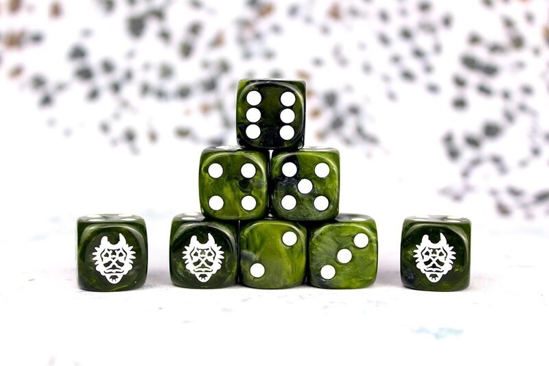 W’adrhŭn Faction Dice On Green Swirl